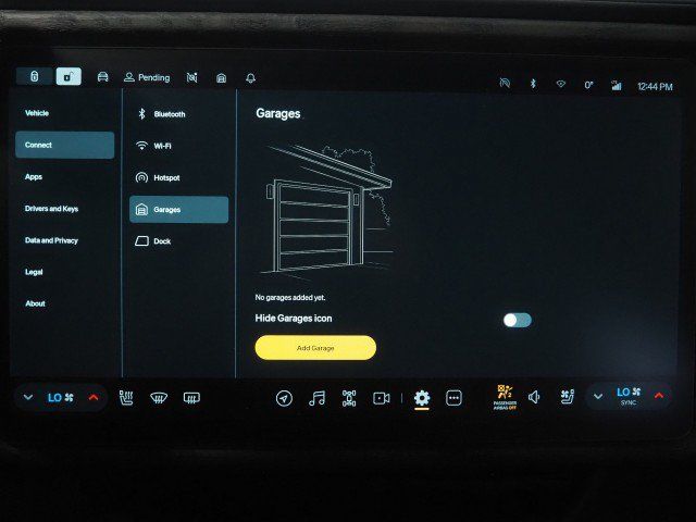 Used 2022 Rivian R1T AWD Adventure Quad image 49