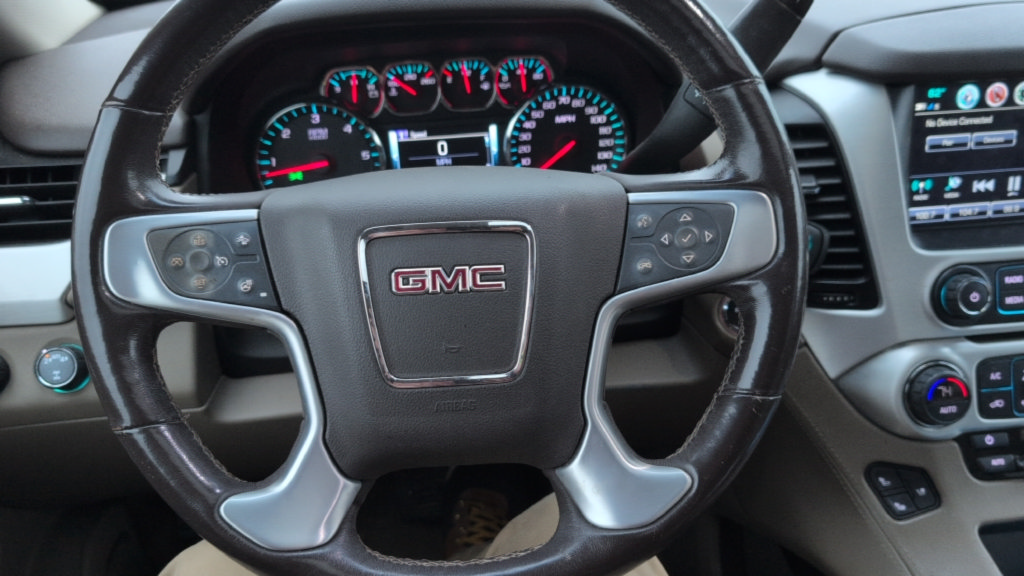 Used 2018 GMC Yukon XL SLT w/ Open Road Package AWD/4WD image 12