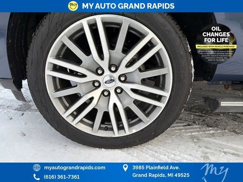 Used 2022 Ford Expedition Limited image 61