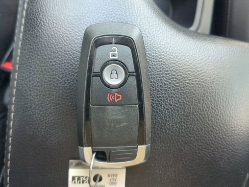 Used 2022 Ford Ranger Lariat w/ Trailer Tow Package image 35