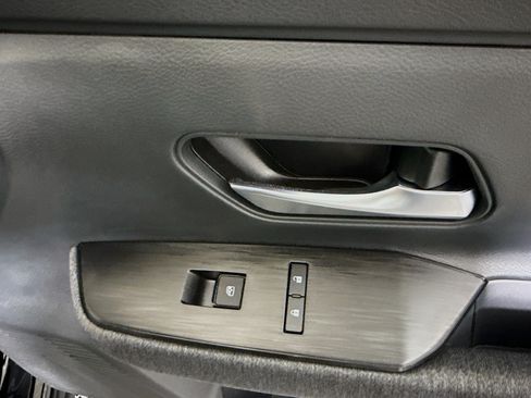 Used 2026 Nissan Kicks SV FWD image 31