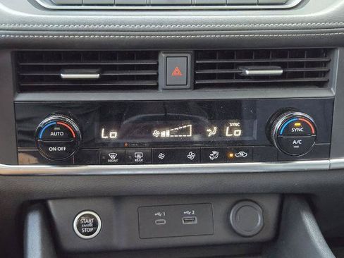 Certified 2023 Nissan Rogue SV AWD/4WD image 21