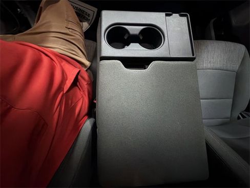 Used 2025 Ford F250 XLT image 21