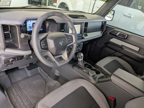 Certified 2023 Ford Bronco 2-Door AWD/4WD image 16