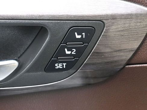 Used 2022 Toyota Highlander Limited AWD/4WD image 15