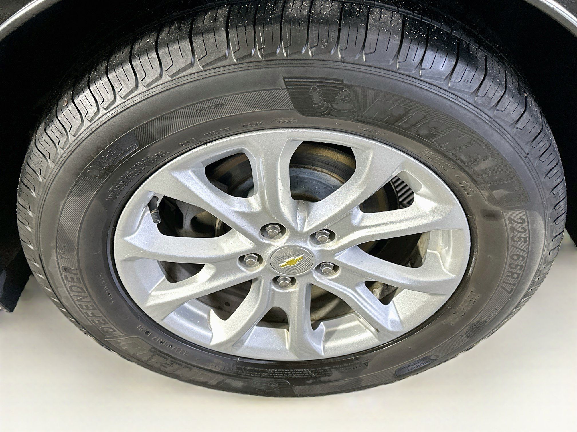 Used 2018 Chevrolet Equinox LS FWD image 11