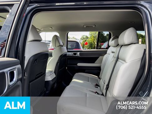 Used 2025 Hyundai Santa Fe SEL AWD/4WD image 12