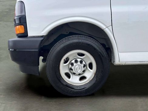 Used 2020 Chevrolet Express 2500 Extended w/ Driver Convenience Package RWD image 31