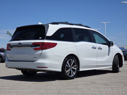 Used 2024 Honda Odyssey Touring image 20