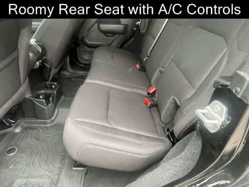 Used 2022 Jeep Wrangler Unlimited Sport AWD/4WD image 10