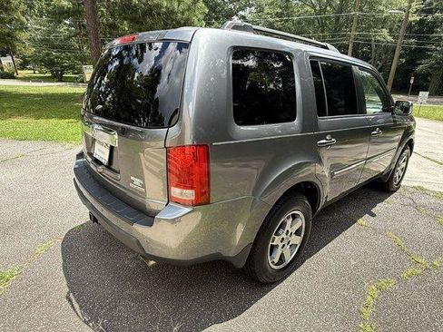 Used 2010 Honda Pilot Touring image 31