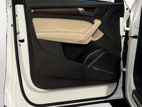 Used 2022 Audi Q5 2.0T Premium Plus w/ Premium Plus Package image 14