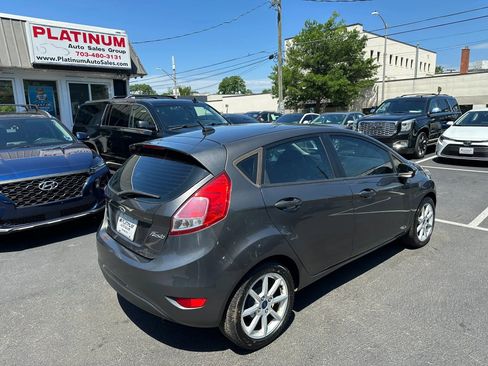 Used 2015 Ford Fiesta SE w/ Equipment Group 201A FWD image 6