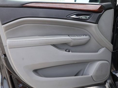 Used 2011 Cadillac SRX Luxury FWD image 12