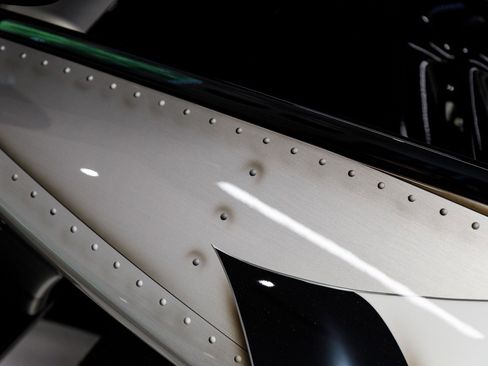 Used 2020 McLaren Senna RWD image 38