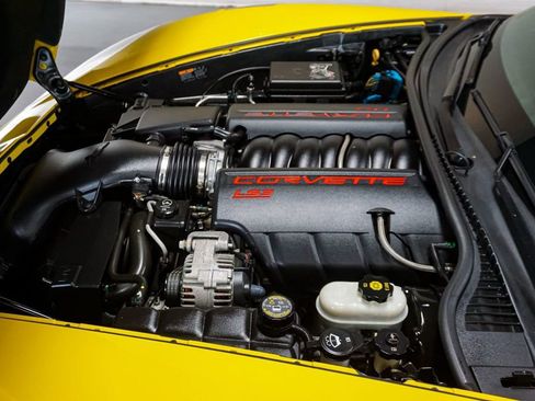 Used 2012 Chevrolet Corvette Grand Sport w/ 4LT Preferred Equipment Group RWD image 13