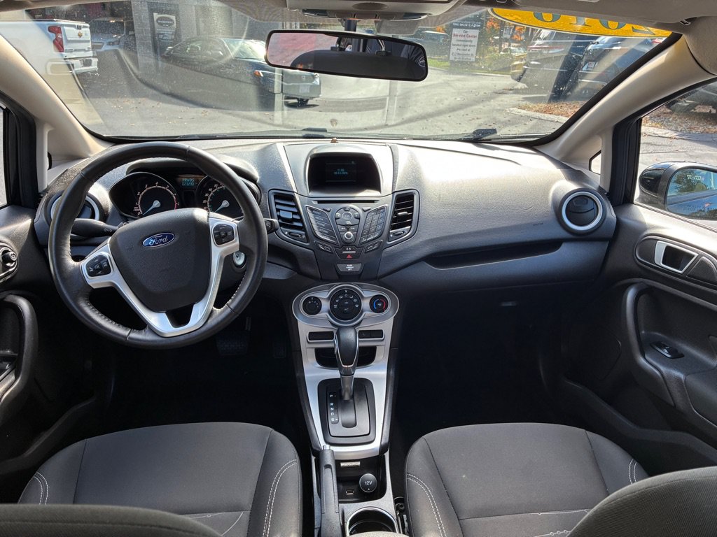 Used 2016 Ford Fiesta SE FWD image 24