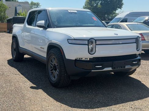 Used 2022 Rivian R1T Adventure AWD/4WD image 1