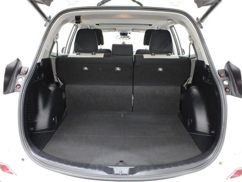 Used 2016 Toyota RAV4 XLE w/ Convenience Package AWD/4WD image 19
