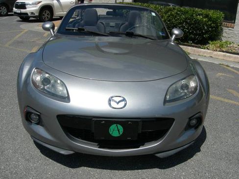 Used 2013 MAZDA MX-5 Miata Sport RWD image 2