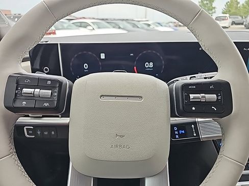 Used 2024 Hyundai Santa Fe Limited image 21