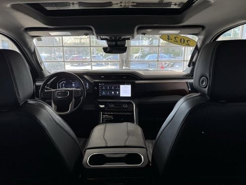 Used 2024 GMC Sierra 1500 Denali image 17