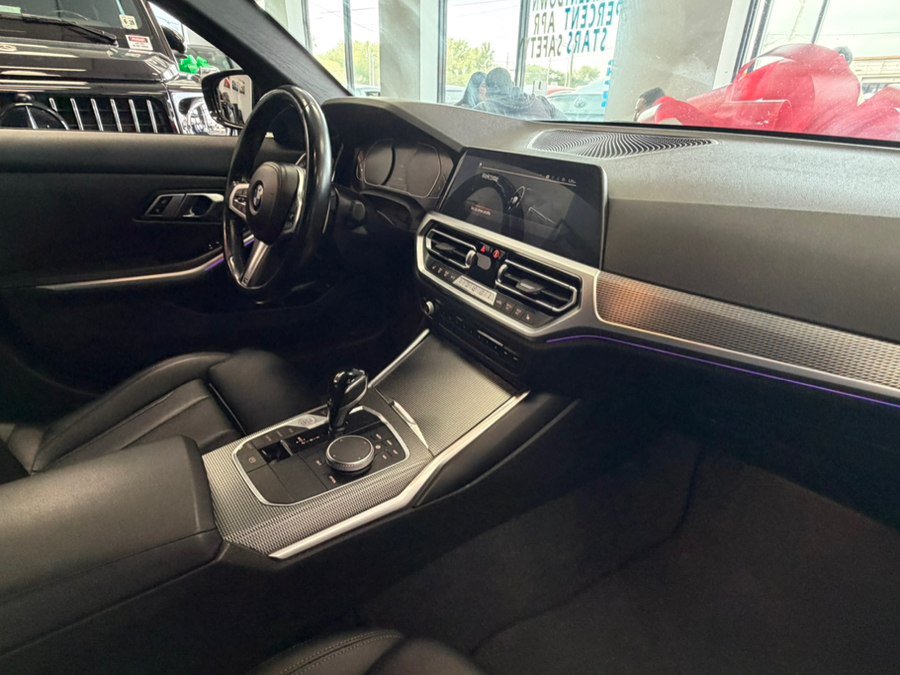 Used 2022 BMW 330i Sedan w/ M Sport Package RWD image 46