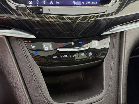 Used 2023 Cadillac XT6 Premium Luxury image 20