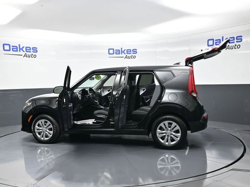 Certified 2022 Kia Soul LX image 51