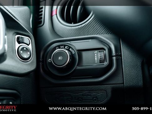 Used 2024 Jeep Wrangler Unlimited Rubicon 392 image 25