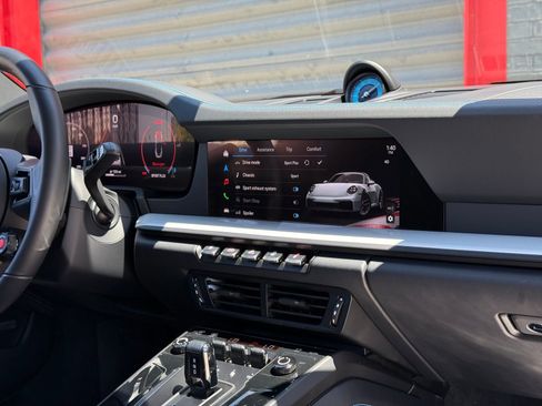 Used 2026 Porsche 911 Targa 4 GTS image 36