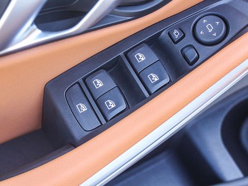 Used 2025 BMW 330i Sedan image 20