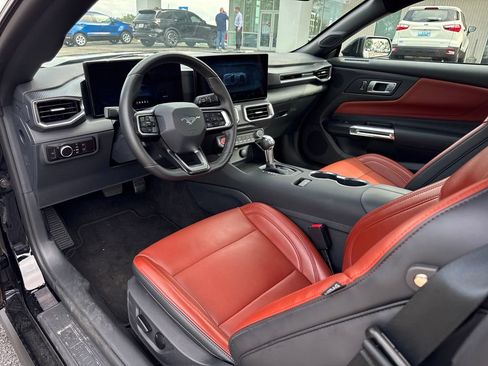 Used 2026 Ford Mustang Premium RWD image 11