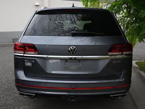 Used 2022 Volkswagen Atlas SEL R-Line AWD/4WD image 6