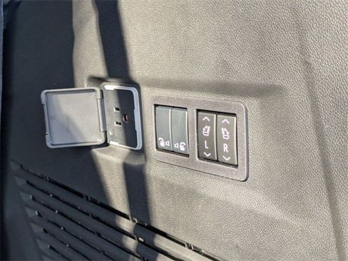 New 2026 Chevrolet Tahoe Premier image 34