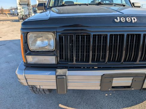 Used 1993 Jeep Cherokee Country image 51