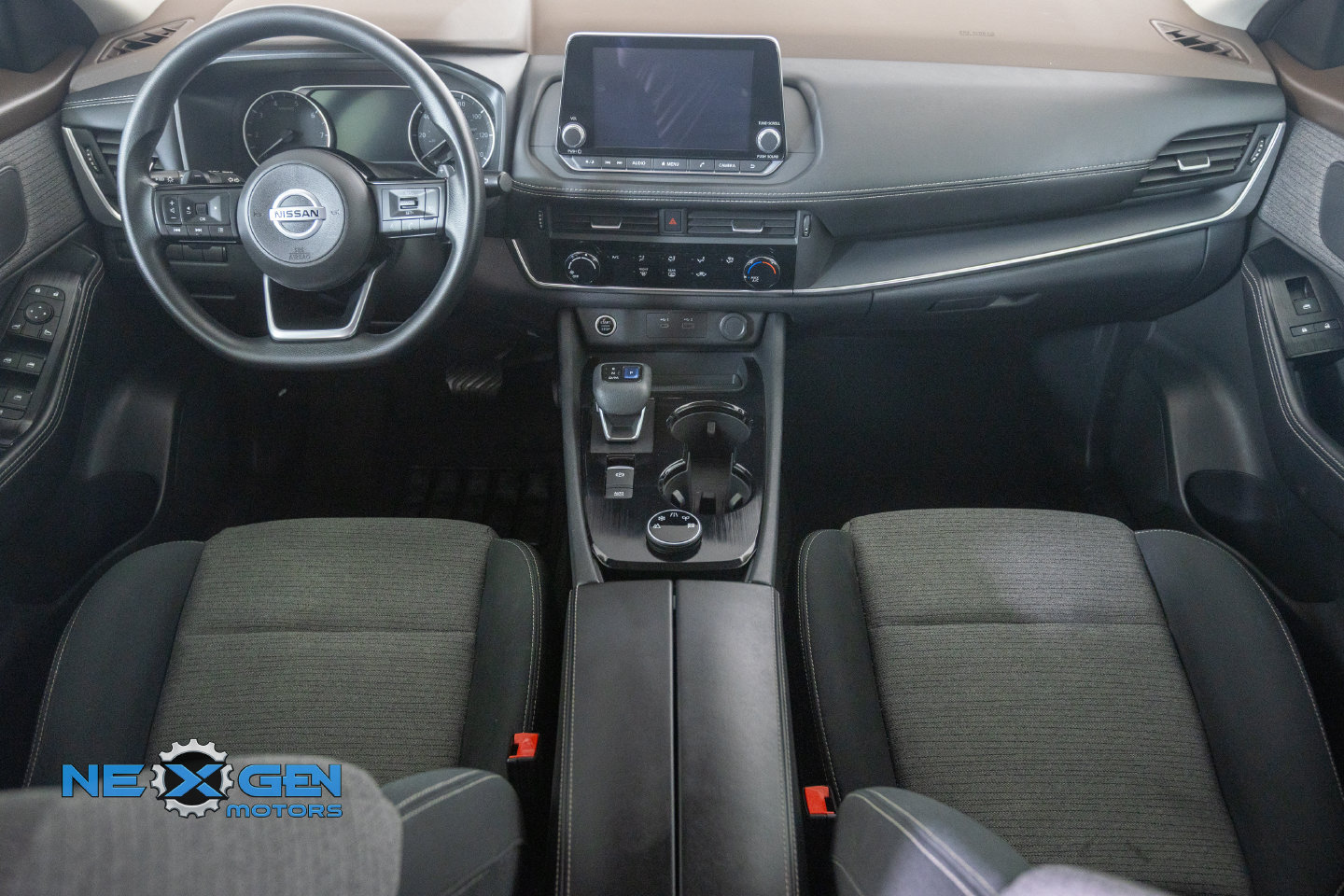 Used 2021 Nissan Rogue S AWD/4WD image 3