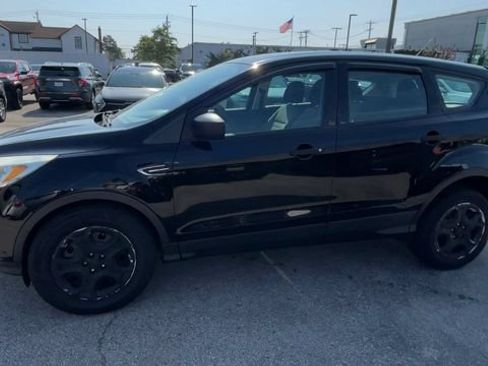 Used 2017 Ford Escape S FWD image 7
