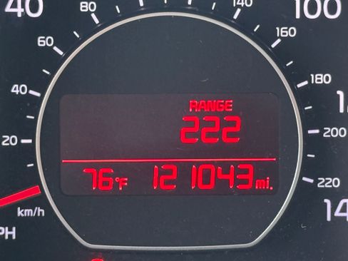 Used 2017 Kia Soul EV image 18