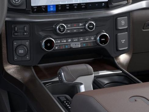 New 2025 Ford F150 King Ranch w/ FX4 Off-Road Package image 15