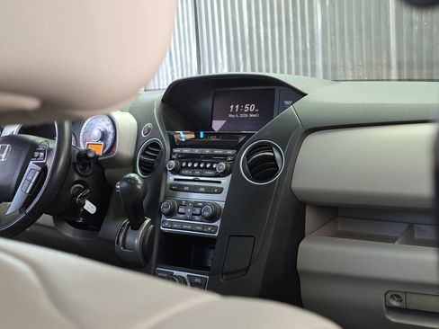 Used 2012 Honda Pilot Touring image 37