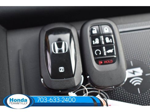 New 2026 Honda Odyssey Touring image 43