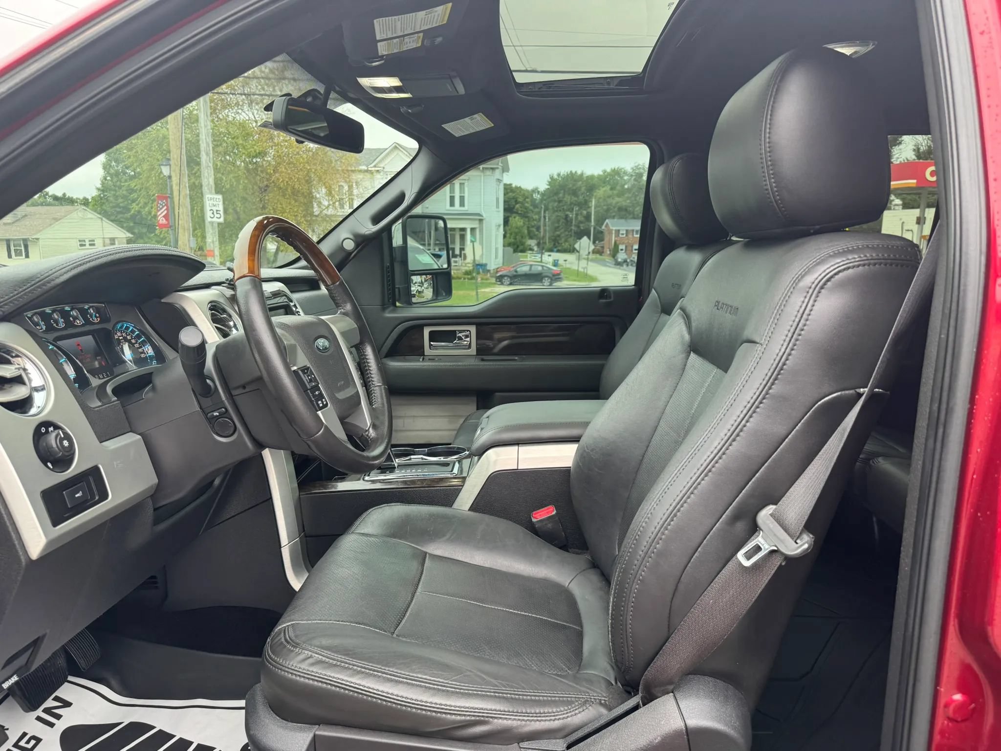 Used 2014 Ford F150 Platinum AWD/4WD image 27