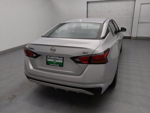 Used 2024 Nissan Altima 2.5 SV image 7