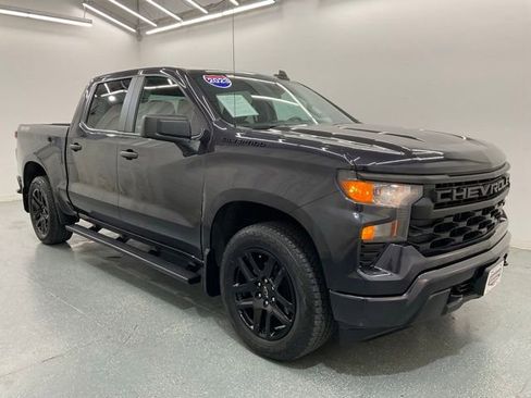 Used 2023 Chevrolet Silverado 1500 Custom w/ LPO, Dark Essentials Package AWD/4WD image 8