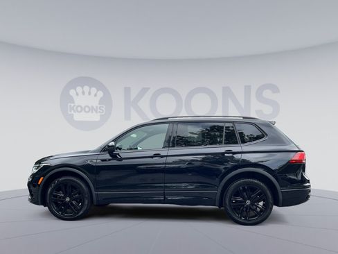 Used 2022 Volkswagen Tiguan SE R-Line AWD/4WD image 7