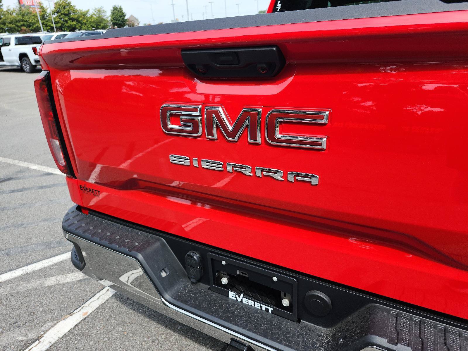 New 2026 GMC Sierra 1500 Pro w/ Pro Value Package AWD/4WD image 6