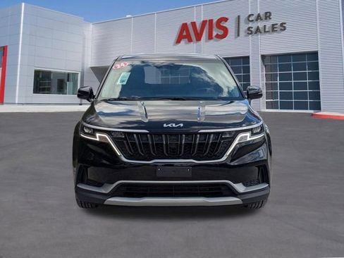 Used 2024 Kia Carnival LX image 2