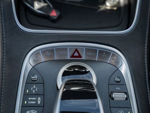 Used 2017 Mercedes-Benz S 550 Cabriolet image 26