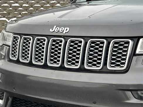 Used 2018 Jeep Grand Cherokee Summit w/ Platinum Series Group image 41